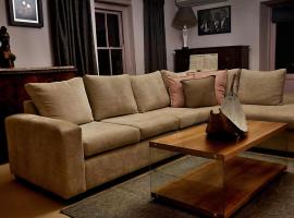 Villa Olivia, ξενοδοχείο σε Riebeek-Kasteel