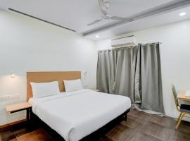 Hotel Heaven Luxes Opp Miraj Cinemas, hotel in Hyderabad