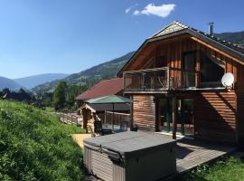 Woody Park Chalet 14, hotel with parking in Kaindorf