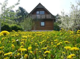 Holiday House Niedras Jurmala: Jūrmala şehrinde bir plaj oteli