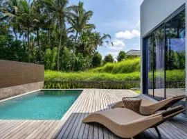 Glass House 2BR Villa in Rice Filed, Ubud