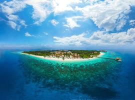 Reethi Faru Resort, hotel with hot tubs in Raa Atoll