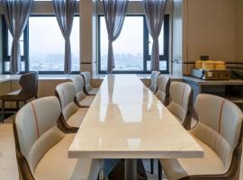 Borrman Hotel Zhangzhou Baolong Plaza, hotel em Zhangzhou