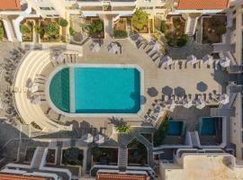 Alexander House Hotel, hotel em Agia Pelagia