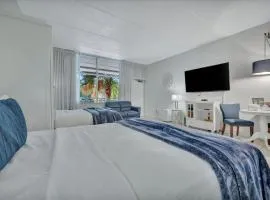 Sunset Suite - Private Balcony Gym & Pool