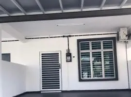 暖之舍名宿 Rest&Relax Homestay Melaka