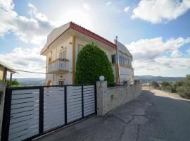 Villa Thea، فندق في Moírai