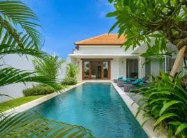 Selina - PROMO- Berawa - 3 BDR - Brand NEW Villa - HUGE Pool