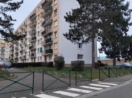 Simplicité, efficacité, convivialité !, Hotel in Dreux