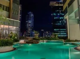 Trizen,City & Port View Luxury Apartment in Colombo