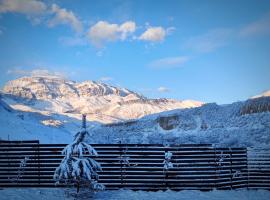 Shahdag Mountain House，庫薩雷的飯店