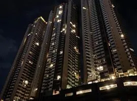 Trizen,City & Port View Luxury Apartment in Colombo