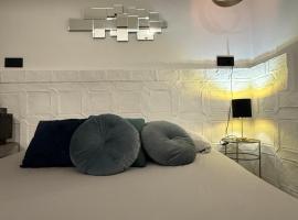 Gollum-Goretti House, Hotel in Mairena del Aljarafe