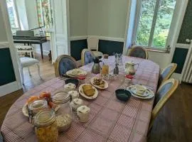 Chambre Perce-Neige, Les Roches Fleuries