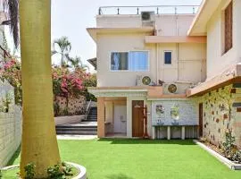 Collection O Gold Valley Formerly Misty Royale