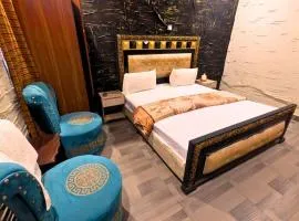 Hayat Palace Hotel Upper Mall