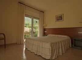 Fonda Finet, hotel v destinaci Sant Felíu de Pallarols