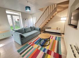 Maison Cosy & Colorée à Valence-en-Poitou Jardin & Parking, hotel en Couhé