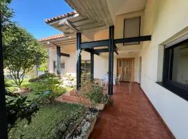 Gestiona2R- Casa grande para 12 en Llanes 6 dormitorios Jardín y espacio exterior