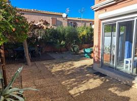 Joli t2 valras plage, hotel in Valras-Plage