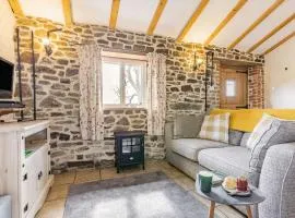 1 Bed in Buckland Brewer HEDGE