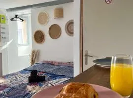 Le Petit Bleu - Studio cosy proche Théâtre Antique