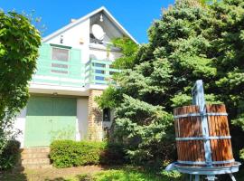 Sol Invictus Vendégház, hotel v destinaci Zalahaláp