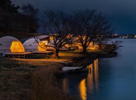 アイランドグランピングアースステイ青島, hotel in Tottori