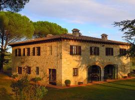 Podere Lucignano Secondo Agriturismo, hotel v destinácii Gaiole in Chianti
