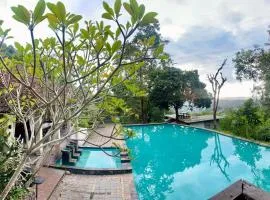 Covehill Green Resort