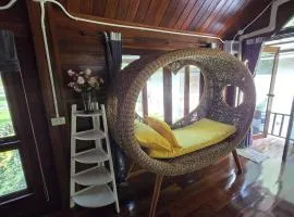 Peaceful Mountain Retreat in Ao Luek Tai