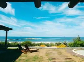 Chalé Surf - Pé na areia praia de Itaúna