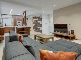 Shanti - a Luxury 3BR House with Rooftop Terrace