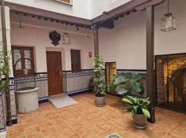 Habitación 1 con Baño Privado Casa Siglo XV Termas Romanas