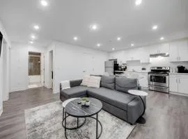 Modern 2Bed Suite Near Capilano Bridge & Trails