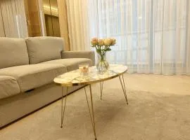 Modern Apartment in Cortina North with Balcony