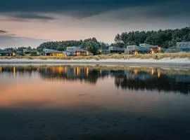 Beach Resort Punt West