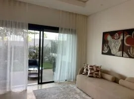 Appartement Steps from Anfa Park Fanzone