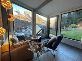 Le jardin privatif de Pauze Cauterets wifi et parking gratuits Vue panoramique