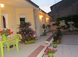 Les Glycines, hotel a Choloy