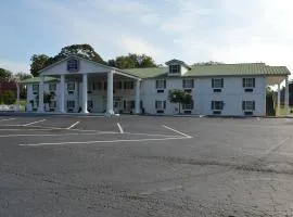 Plantation Inn & Suites by Hotel O Jackson GA