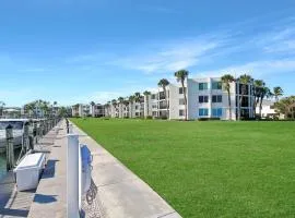 LBK 2BR Condo on the Bay with Water Views Beachbound Bliss