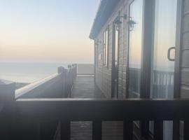 Lodge 40 brixham, hotel in Brixham