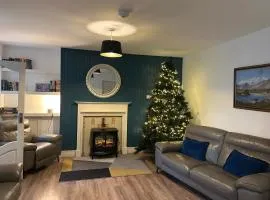 Shangri - La Spacious Family Townhouse