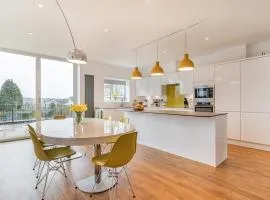 4 Bed in Killay oc-c28372