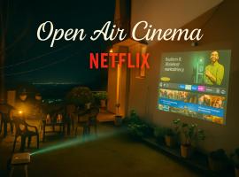 Meraki - Entire 3BHK Villa With Himalayan Views, hotel in Rānīkhet