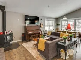 Group Retreat Near Spirit Mtn and Duluth Lakefront!