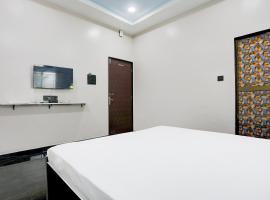 Hotel O Raj Guest House, ξενοδοχείο σε Akola