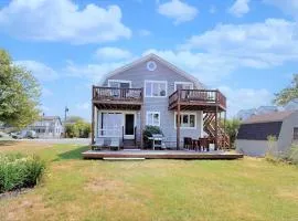 A Wave from it All by Bayley Vacation Rentals