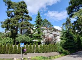 Huone lintukodossa, ξενοδοχείο στο Ελσίνκι